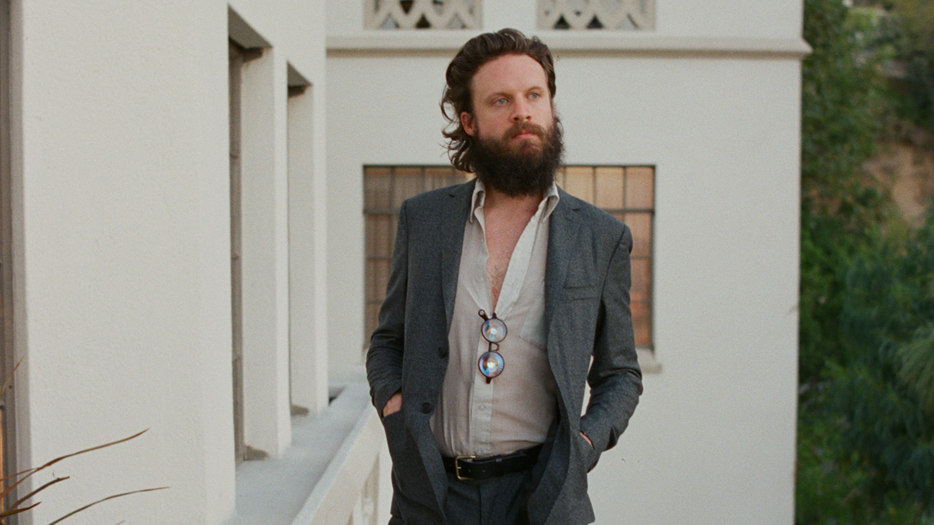 Father john misty. Father John Misty Pure comedy. J. Tillman. Joshua Tillman.