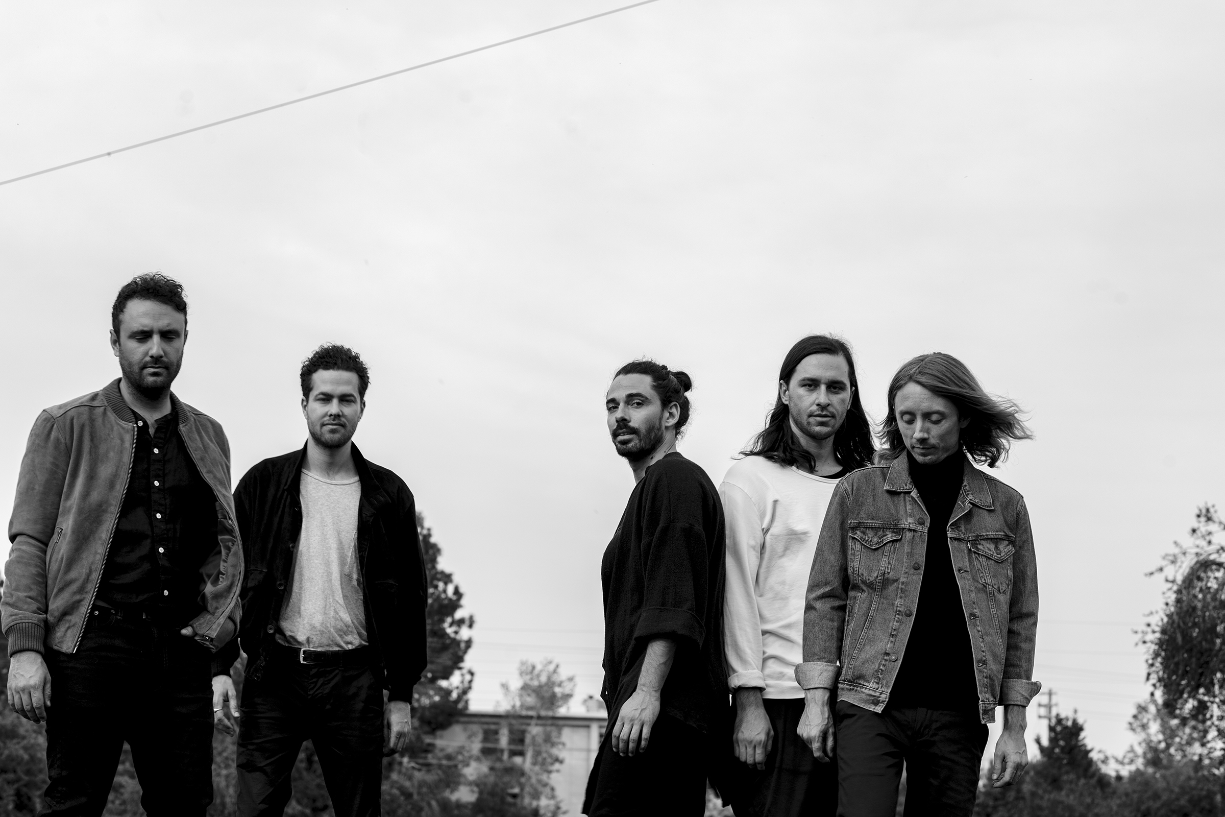 Native release. Группа local natives. Yearning группа. Французская группа native. The National with local natives бабочка.